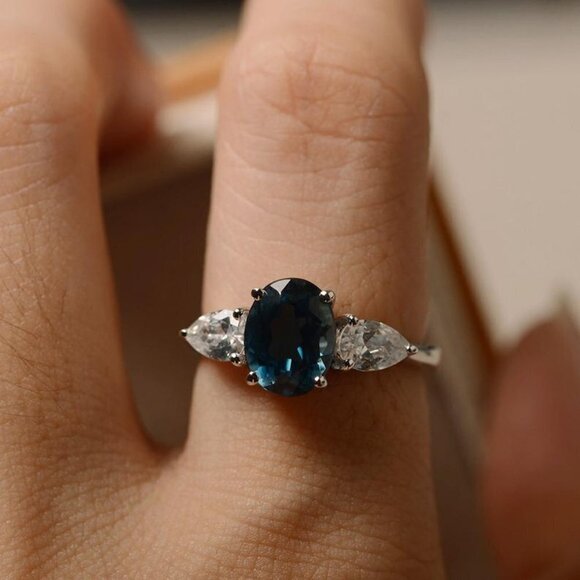 Dainty Anillos Oval Royal Blue Gemstone Beautiful Rings for Women, PD028 - Picture 5 of 7